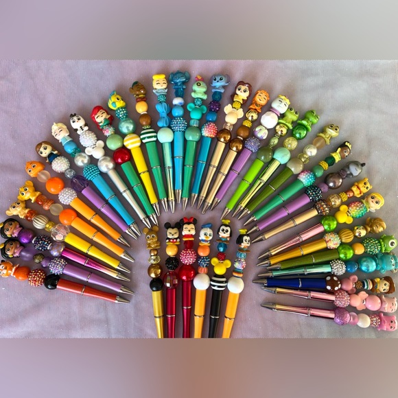 😍🌟💖 Disney Doorable squishalot character bead pen handmade ✍️ - Picture 3 of 8